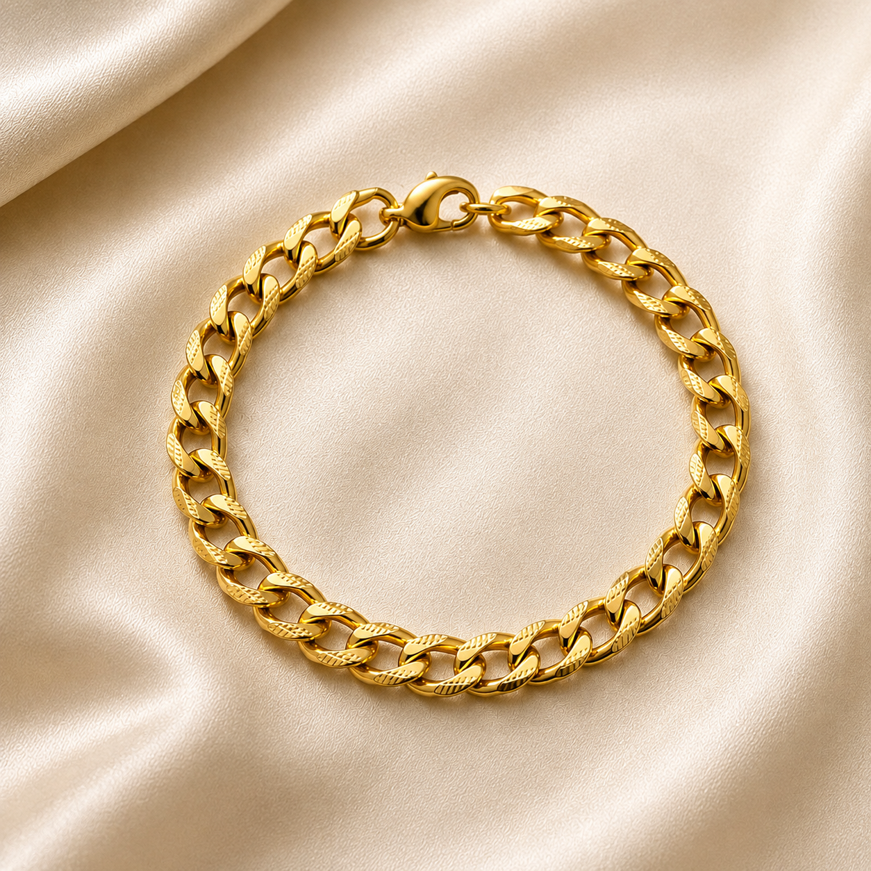 file_0000000052b88208a3dca103e0d08bf7 TheVeriq Royale Bracelet - Gold Finish - Image 1