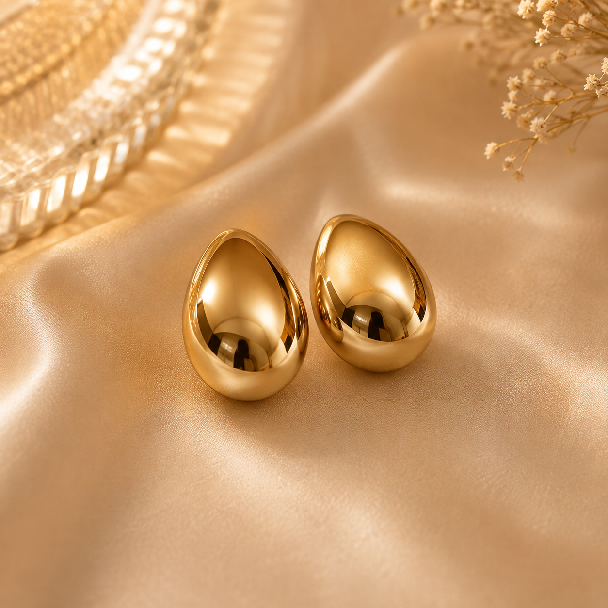 file_000000006b2c8211b57c0d9acc9bbbb3 TheVeriq Aurora Drop Earrings | 18K Gold Finish Teardrop Earrings - Image 1